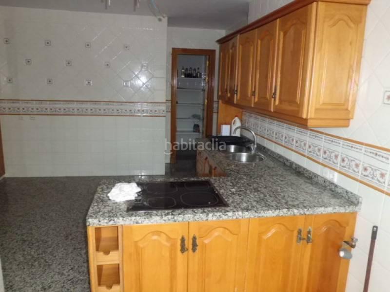 Foto b8a38f3c-7154-4a60-9bc8-b4adac22f98f. Casa adossada amb aparcament a Ejido centro Ejido (El) Foto b8a38f3c-7154-4a60-9bc8-b4adac22f98f. Casa adossada amb aparcament a Ejido centro Ejido (El)
