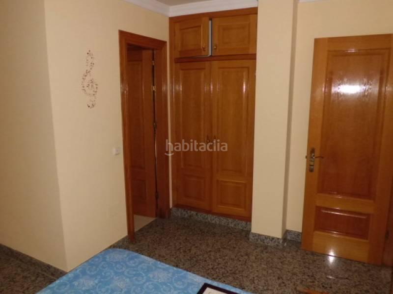 Foto c06f5f8b-1390-4eaf-9d65-0e46ae0b01bc. Casa adossada amb aparcament a Ejido centro Ejido (El) Foto c06f5f8b-1390-4eaf-9d65-0e46ae0b01bc. Casa adossada amb aparcament a Ejido centro Ejido (El)