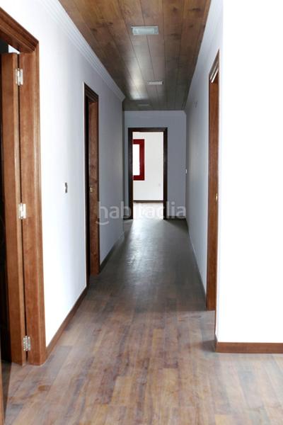 Foto 050695eb-2bbf-4ab6-a6dc-1afd50a3f631. Fabrikhalle in Berja Foto 050695eb-2bbf-4ab6-a6dc-1afd50a3f631. Fabrikhalle in Berja