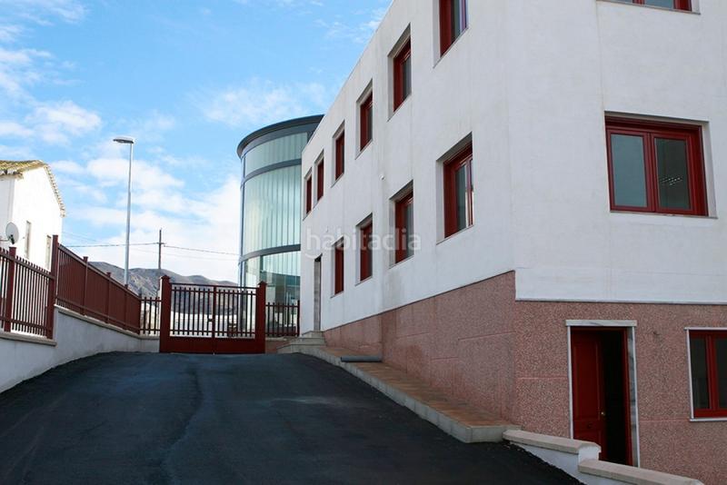 Foto 06415d2e-c522-4b2d-890b-cdb1a77505af. Fabrikhalle in Berja Foto 06415d2e-c522-4b2d-890b-cdb1a77505af. Fabrikhalle in Berja