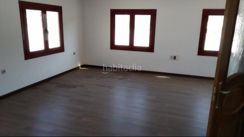 Foto d6378a90-bfab-417c-9a29-3d4815db70db. Fabrikhalle in Berja Foto d6378a90-bfab-417c-9a29-3d4815db70db. Fabrikhalle in Berja