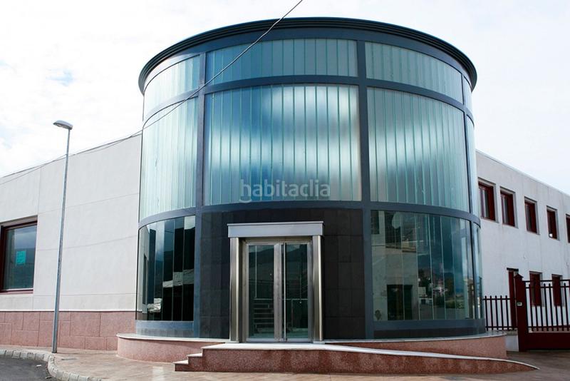 Foto ff405dea-175a-4be5-9650-2d2397b4c092. Fabrikhalle in Berja Foto ff405dea-175a-4be5-9650-2d2397b4c092. Fabrikhalle in Berja