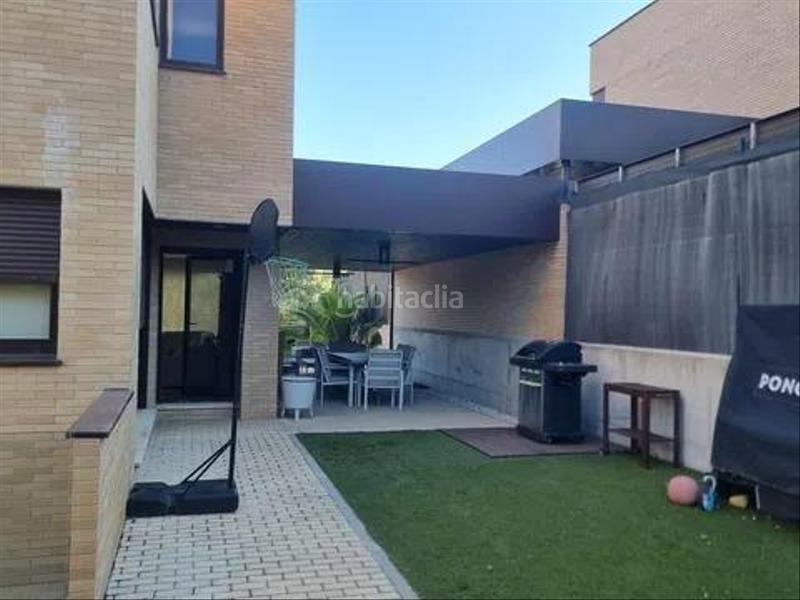 Foto 00fe596d-49d8-4853-a6dd-082aba4954a4. Casa aparellada amb calefacció aparcament a Centro Comercial-Hospital Torrelodones Foto 00fe596d-49d8-4853-a6dd-082aba4954a4. Casa aparellada amb calefacció aparcament a Centro Comercial-Hospital Torrelodones