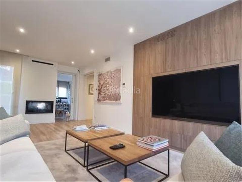 Foto 2139b563-f694-47b5-90d6-4e4404e0098e. Casa aparellada amb calefacció aparcament a Centro Comercial-Hospital Torrelodones Foto 2139b563-f694-47b5-90d6-4e4404e0098e. Casa aparellada amb calefacció aparcament a Centro Comercial-Hospital Torrelodones