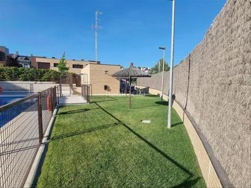 Foto 21d74924-e961-45f6-a3d1-6d69f35f0b2c. Casa aparellada amb calefacció aparcament a Centro Comercial-Hospital Torrelodones Foto 21d74924-e961-45f6-a3d1-6d69f35f0b2c. Casa aparellada amb calefacció aparcament a Centro Comercial-Hospital Torrelodones