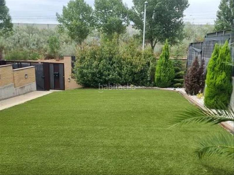 Foto 29aafa4e-09db-450f-8910-d22d54c2be9e. Casa aparellada amb calefacció aparcament a Centro Comercial-Hospital Torrelodones Foto 29aafa4e-09db-450f-8910-d22d54c2be9e. Casa aparellada amb calefacció aparcament a Centro Comercial-Hospital Torrelodones