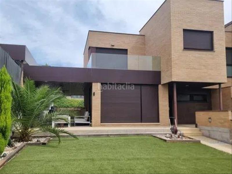 Foto a989eac0-0f7f-4fa9-a897-5584a15c7f26. Casa aparellada amb calefacció aparcament a Centro Comercial-Hospital Torrelodones Foto a989eac0-0f7f-4fa9-a897-5584a15c7f26. Casa aparellada amb calefacció aparcament a Centro Comercial-Hospital Torrelodones