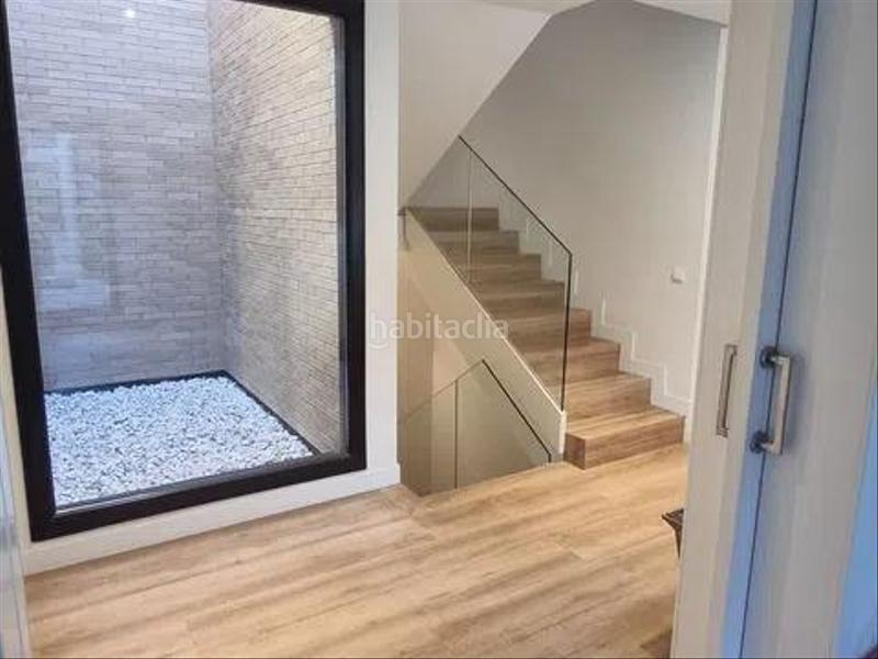 Foto 1c7d4dbd-0688-41d3-9b8b-f18ac2e3c5fc. Casa bifamiliare con riscaldamento parcheggio in Centro Comercial-Hospital Torrelodones Foto 1c7d4dbd-0688-41d3-9b8b-f18ac2e3c5fc. Casa bifamiliare con riscaldamento parcheggio in Centro Comercial-Hospital Torrelodones