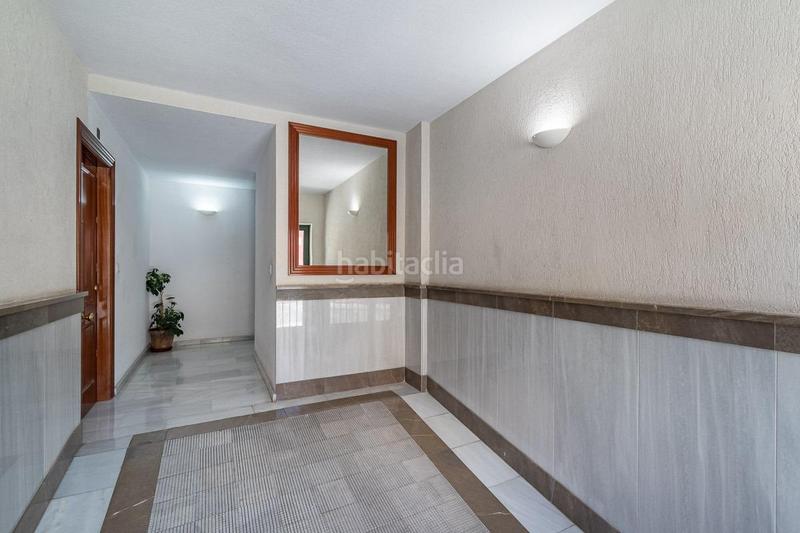 Foto 2212b03d-0f54-4d1f-9375-a348ee1d9144. Pis amb calefacció aparcament a Bola de Oro Granada Foto 2212b03d-0f54-4d1f-9375-a348ee1d9144. Pis amb calefacció aparcament a Bola de Oro Granada