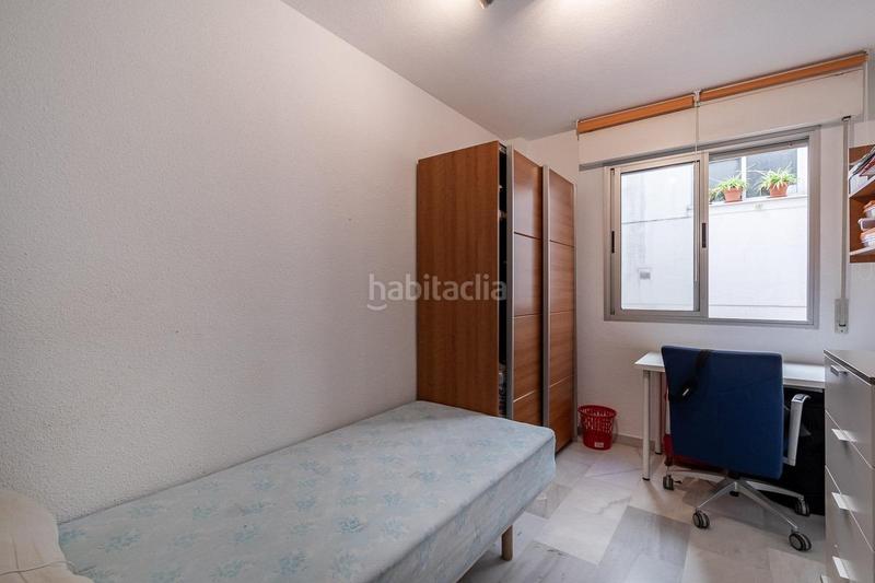 Foto b45879c6-8067-4de2-9399-1c7dbd994257. Pis amb calefacció aparcament a Bola de Oro Granada Foto b45879c6-8067-4de2-9399-1c7dbd994257. Pis amb calefacció aparcament a Bola de Oro Granada