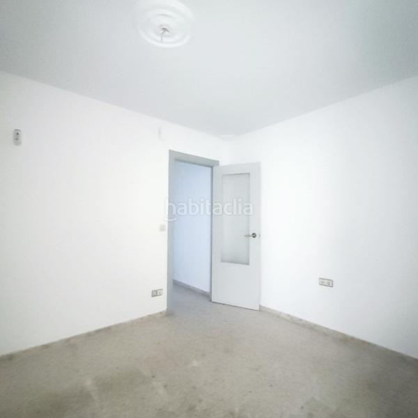 Foto 85cd37e8-68e0-4ebc-801b-5b044aba6ed3. Piso gran oportunidad en Baena Foto 85cd37e8-68e0-4ebc-801b-5b044aba6ed3. Piso gran oportunidad en Baena