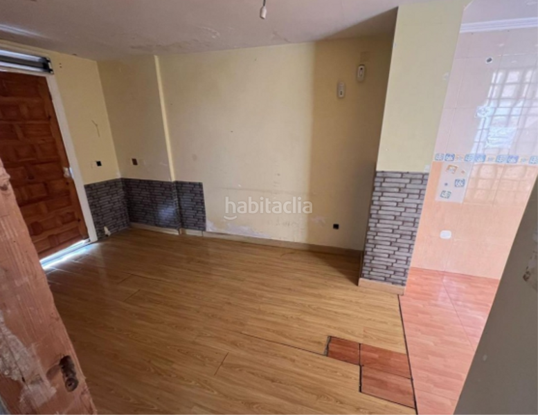 Foto 61a16a86-1e13-424b-8b11-3ee999f36ad1. Ático  un dormitorio en el ejido en Ejido centro Ejido (El) Foto 61a16a86-1e13-424b-8b11-3ee999f36ad1. Ático  un dormitorio en el ejido en Ejido centro Ejido (El)