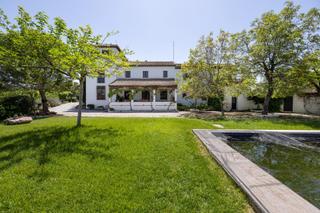 Xalet  Camino camino del cerro. Espectacular villa en otura Xalet  Camino camino del cerro. Espectacular villa en otura