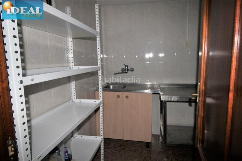 Foto a5ebd6ca-f39e-4e23-b136-d48205524699. Lloguer local comercial a calle carmen 1 a Huétor Vega Foto a5ebd6ca-f39e-4e23-b136-d48205524699. Lloguer local comercial a calle carmen 1 a Huétor Vega
