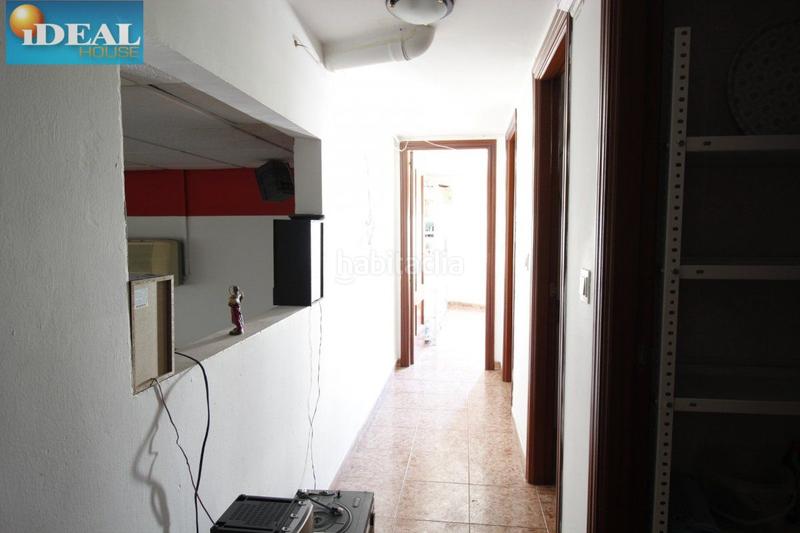 Foto ebd1759e-240e-4355-a8d2-bf9493db117f. Lloguer local comercial a calle carmen 1 a Huétor Vega Foto ebd1759e-240e-4355-a8d2-bf9493db117f. Lloguer local comercial a calle carmen 1 a Huétor Vega