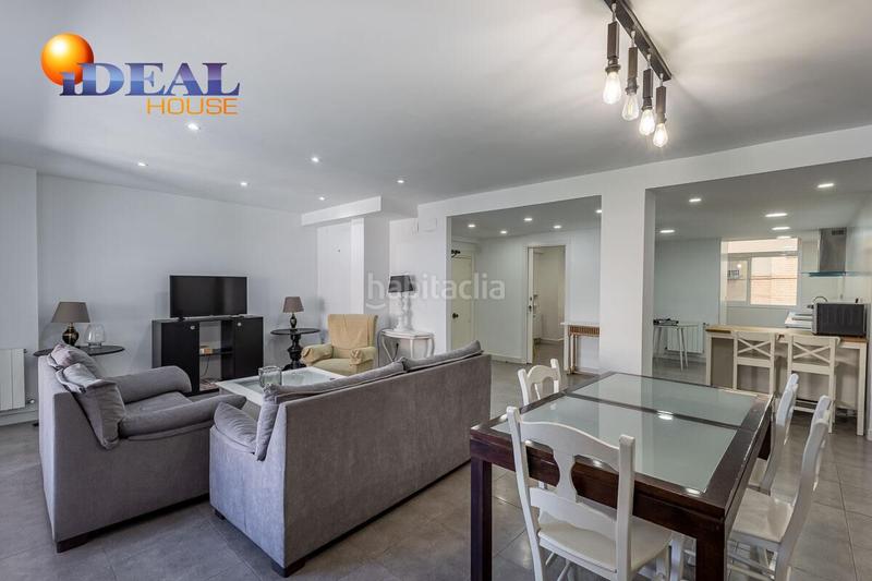 Foto 3f6ec6ca-d1db-400c-8ef4-21a9e652e91e. Piso en avenida de madrid 14 gran piso en constitución en Granada Foto 3f6ec6ca-d1db-400c-8ef4-21a9e652e91e. Piso en avenida de madrid 14 gran piso en constitución en Granada