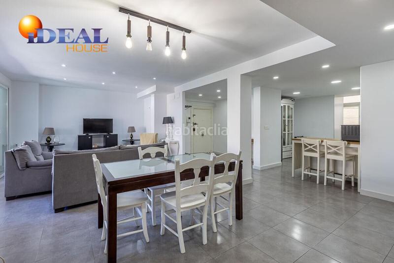 Foto 80efcf17-47a3-4f93-aeeb-e1e101ef26a6. Piso en avenida de madrid 14 gran piso en constitución en Granada Foto 80efcf17-47a3-4f93-aeeb-e1e101ef26a6. Piso en avenida de madrid 14 gran piso en constitución en Granada