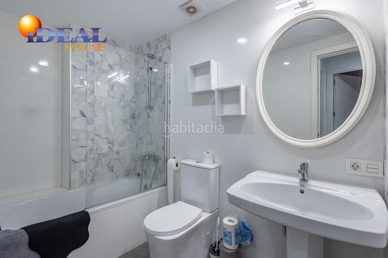 Foto 830fe377-2b23-4a5e-8ffd-56dc6a571222. Piso en avenida de madrid 14 gran piso en constitución en Granada Foto 830fe377-2b23-4a5e-8ffd-56dc6a571222. Piso en avenida de madrid 14 gran piso en constitución en Granada