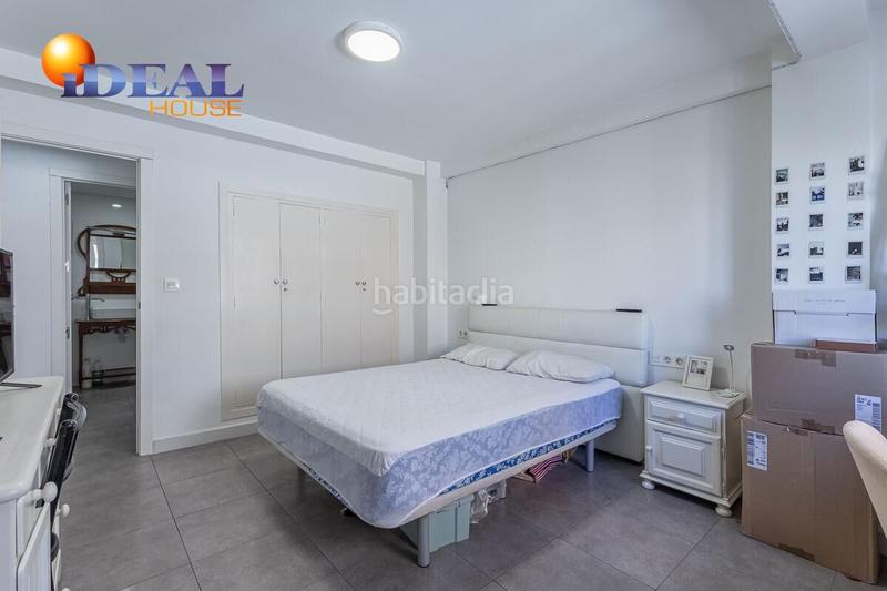 Foto a0849c8c-343c-45b6-b98b-14767750ea7a. Piso en avenida de madrid 14 gran piso en constitución en Granada Foto a0849c8c-343c-45b6-b98b-14767750ea7a. Piso en avenida de madrid 14 gran piso en constitución en Granada