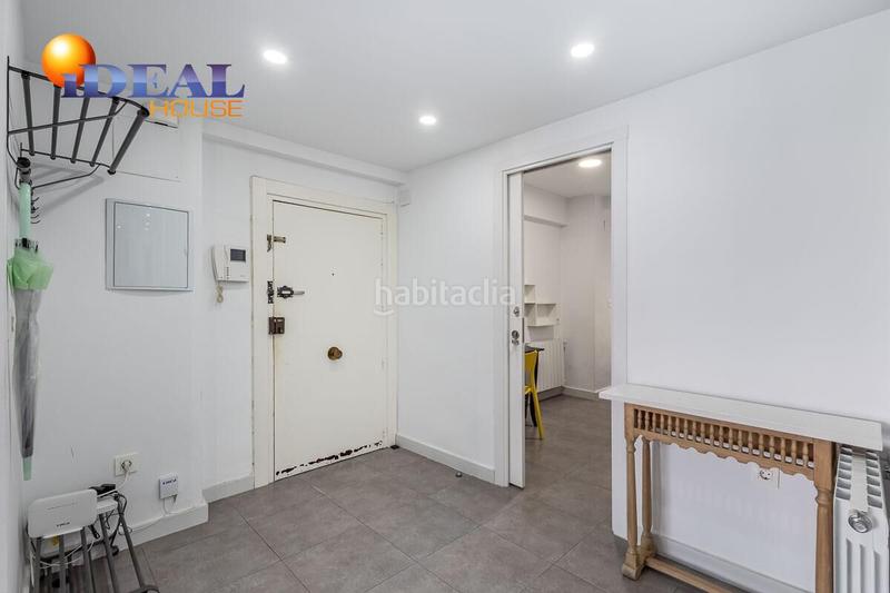 Foto f7b79fa6-e74a-48ee-aa27-0333ef3c47ea. Piso en avenida de madrid 14 gran piso en constitución en Granada Foto f7b79fa6-e74a-48ee-aa27-0333ef3c47ea. Piso en avenida de madrid 14 gran piso en constitución en Granada