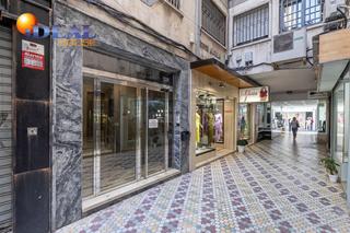 Pis a Pasaje conde alcalá 2. Magnífico piso con plaza de garaje junto a catedral. Pis a Pasaje conde alcalá 2. Magnífico piso con plaza de garaje junto a catedral.