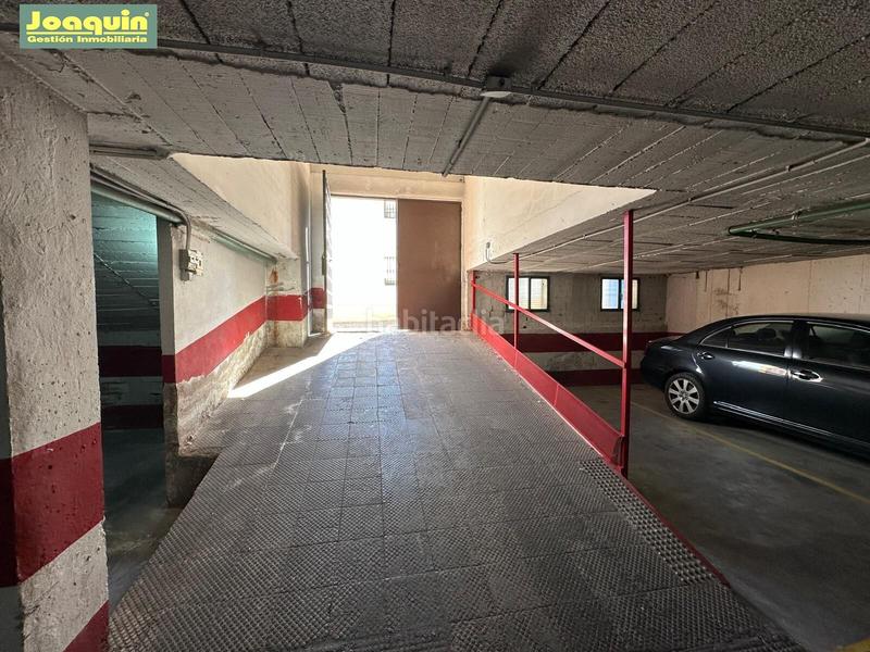Foto de1c8cd9-e7d3-472d-882b-822cd199c4aa. Aparcament cotxe a Sta. Marina - San Andrés - San Pablo - San Lorenzo Córdoba Foto de1c8cd9-e7d3-472d-882b-822cd199c4aa. Aparcament cotxe a Sta. Marina - San Andrés - San Pablo - San Lorenzo Córdoba