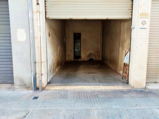 Location Local commercial à Centre. Local en alquiler 400€+iva Location Local commercial à Centre. Local en alquiler 400€+iva