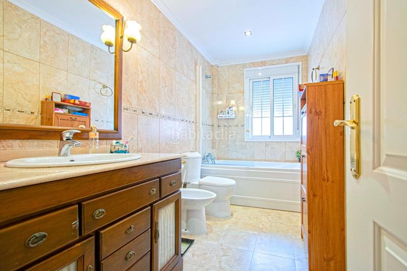 Foto 0da5ecb9-0c68-49b3-90bd-e8763dbf619f. Maison jumelée avec chauffage parking piscine dans Urbadiez - Entrepuentes Sevilla Foto 0da5ecb9-0c68-49b3-90bd-e8763dbf619f. Maison jumelée avec chauffage parking piscine dans Urbadiez - Entrepuentes Sevilla