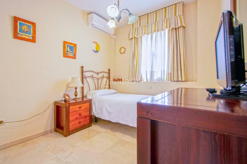 Foto 24ec7df9-8ad5-4808-a71a-e025a8c53281. Maison jumelée avec chauffage parking piscine dans Urbadiez - Entrepuentes Sevilla Foto 24ec7df9-8ad5-4808-a71a-e025a8c53281. Maison jumelée avec chauffage parking piscine dans Urbadiez - Entrepuentes Sevilla