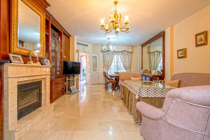 Foto 63c9bb9d-84e4-48e9-949b-3cd274b66118. Maison jumelée avec chauffage parking piscine dans Urbadiez - Entrepuentes Sevilla Foto 63c9bb9d-84e4-48e9-949b-3cd274b66118. Maison jumelée avec chauffage parking piscine dans Urbadiez - Entrepuentes Sevilla