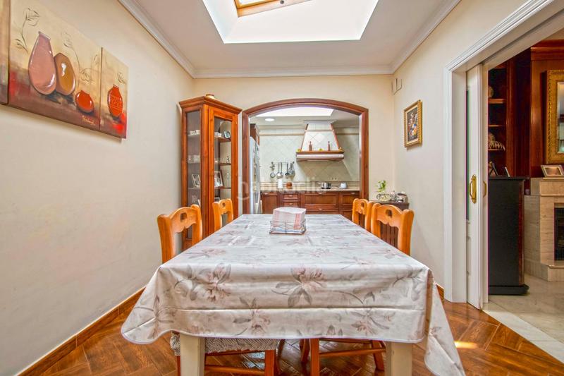 Foto ac66a0b7-234c-418f-adee-fc1d4e996ca8. Maison jumelée avec chauffage parking piscine dans Urbadiez - Entrepuentes Sevilla Foto ac66a0b7-234c-418f-adee-fc1d4e996ca8. Maison jumelée avec chauffage parking piscine dans Urbadiez - Entrepuentes Sevilla