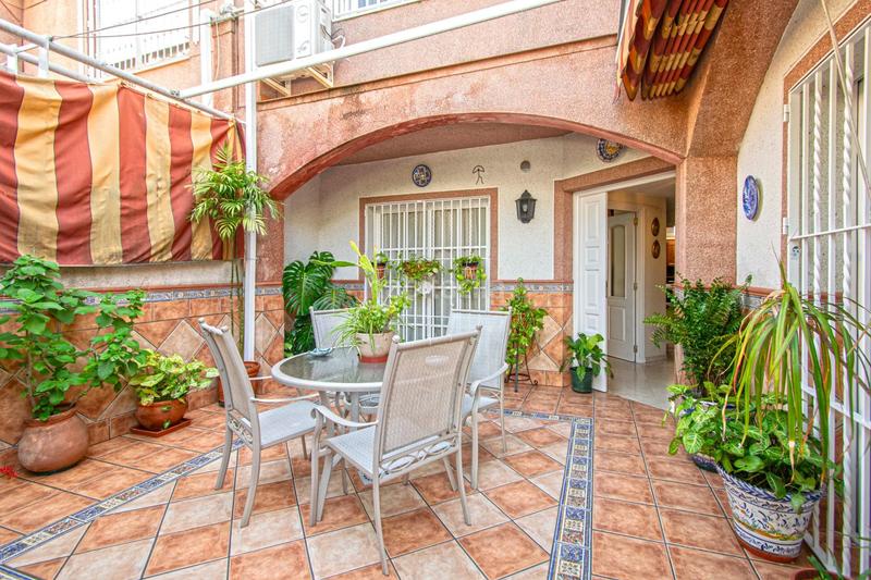 Foto e852db7f-54a6-442a-a4cc-01adf4f3e76c. Maison jumelée avec chauffage parking piscine dans Urbadiez - Entrepuentes Sevilla Foto e852db7f-54a6-442a-a4cc-01adf4f3e76c. Maison jumelée avec chauffage parking piscine dans Urbadiez - Entrepuentes Sevilla