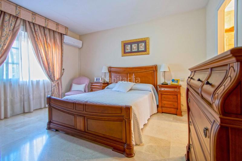 Foto fc90285e-29b1-40c3-abb9-2ca6ffa0dfe4. Maison jumelée avec chauffage parking piscine dans Urbadiez - Entrepuentes Sevilla Foto fc90285e-29b1-40c3-abb9-2ca6ffa0dfe4. Maison jumelée avec chauffage parking piscine dans Urbadiez - Entrepuentes Sevilla