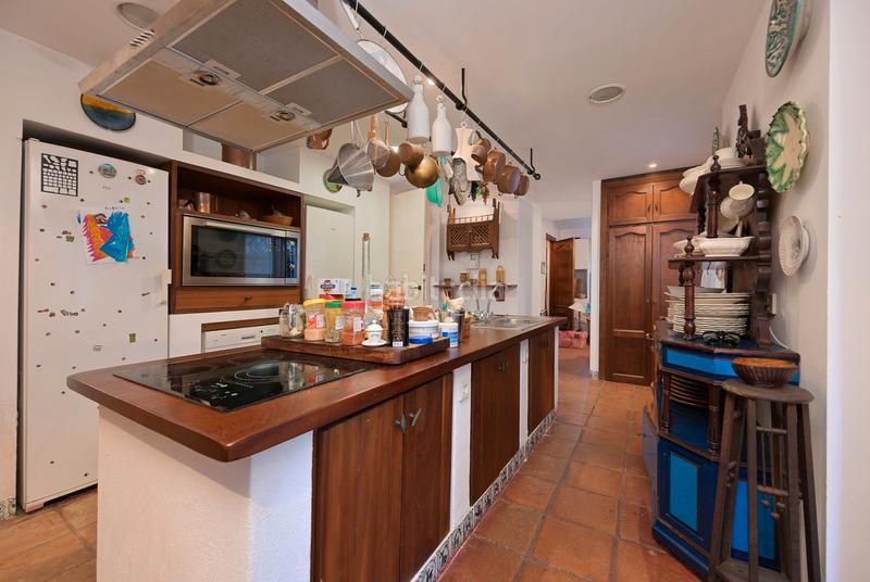 Foto 3de61c7b-ebe4-4bc6-aa1a-89e7b5f6a6a6. Chalet in calle 4 a 12 in Guadalmina Baja Marbella Foto 3de61c7b-ebe4-4bc6-aa1a-89e7b5f6a6a6. Chalet in calle 4 a 12 in Guadalmina Baja Marbella