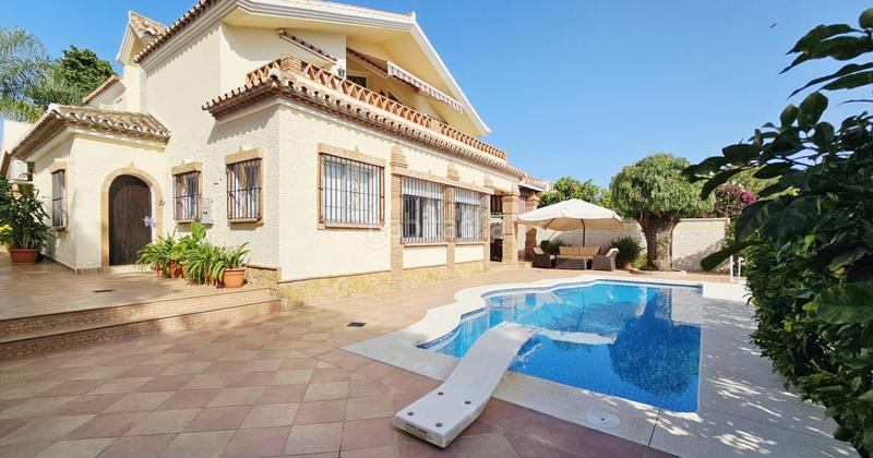 Foto 1b6c9d33-78e6-4056-87f2-289960c3df9d. Chalet avec parking piscine dans Guadalmina Alta Marbella Foto 1b6c9d33-78e6-4056-87f2-289960c3df9d. Chalet avec parking piscine dans Guadalmina Alta Marbella