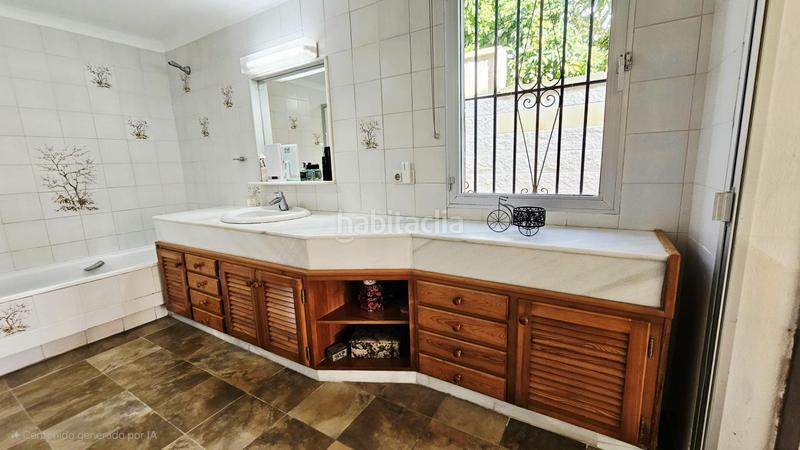 Foto 255989d4-7ba1-4b6a-9096-2abd6b753e27. Chalet avec parking piscine dans Guadalmina Alta Marbella Foto 255989d4-7ba1-4b6a-9096-2abd6b753e27. Chalet avec parking piscine dans Guadalmina Alta Marbella