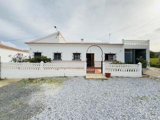 Casa a Alcaucín. Chalet en puente don manuel alcaucín. Casa a Alcaucín. Chalet en puente don manuel alcaucín.