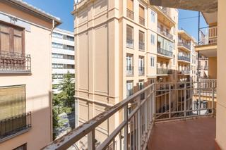 Appartement Calle almona del boquerón. Calle santa clotilde, a un paso de hipercor, de facultad de cien Appartement Calle almona del boquerón. Calle santa clotilde, a un paso de hipercor, de facultad de cien