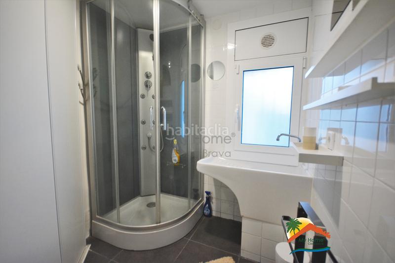 Foto 78de30ef-8504-4d23-85e4-bf079db18336. Doppelhaus mit kamin in Roca Grossa Lloret de Mar Foto 78de30ef-8504-4d23-85e4-bf079db18336. Doppelhaus mit kamin in Roca Grossa Lloret de Mar