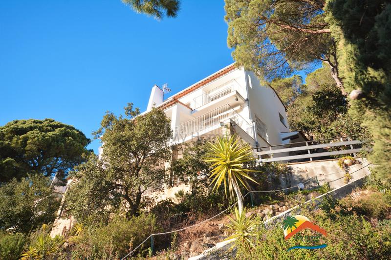 Foto 9fc58753-d654-4624-9b23-06130669e5e2. Doppelhaus mit kamin in Roca Grossa Lloret de Mar Foto 9fc58753-d654-4624-9b23-06130669e5e2. Doppelhaus mit kamin in Roca Grossa Lloret de Mar