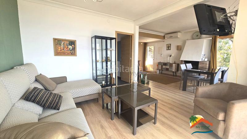 Foto c2d54472-f125-468a-9897-7ab3b6e06cf7. Doppelhaus mit kamin in Roca Grossa Lloret de Mar Foto c2d54472-f125-468a-9897-7ab3b6e06cf7. Doppelhaus mit kamin in Roca Grossa Lloret de Mar