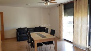 Piso en Oliana. Primero con 2 habitaciones, parking y calefacción Piso en Oliana. Primero con 2 habitaciones, parking y calefacción