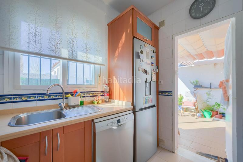 Foto 001eb7fc-c343-43fc-aefe-9e32a4b0d1eb. Casa adossada amb aparcament a Umbrete Foto 001eb7fc-c343-43fc-aefe-9e32a4b0d1eb. Casa adossada amb aparcament a Umbrete