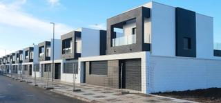 Xalet a Urbanizacion la colinas 286. Chalet independiente obra nueva con piscina. alcalá del río-(col Xalet a Urbanizacion la colinas 286. Chalet independiente obra nueva con piscina. alcalá del río-(col