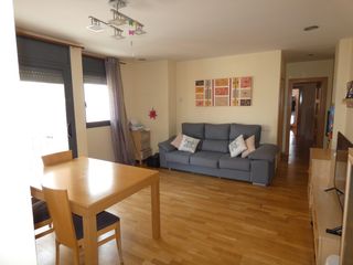 Duplex Cerca de la rbla. d´ègara. Con terraza Duplex Cerca de la rbla. d´ègara. Con terraza
