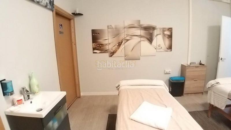 Foto 6f72f7f3-9df3-4a41-8441-69d9b5c18114. Local commercial dans El Bajondillo Torremolinos Foto 6f72f7f3-9df3-4a41-8441-69d9b5c18114. Local commercial dans El Bajondillo Torremolinos