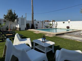 Casa in Bonanza-Avda de Huelva-Barrio Andalucia. Casa de campo con piscina privada y amplias zonas verdes Casa in Bonanza-Avda de Huelva-Barrio Andalucia. Casa de campo con piscina privada y amplias zonas verdes
