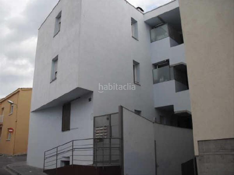 Foto b2ec983d-e256-4b32-9d18-fc6b868e6004. Car parking in Cassà de la Selva Foto b2ec983d-e256-4b32-9d18-fc6b868e6004. Car parking in Cassà de la Selva