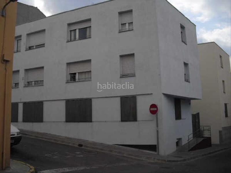 Foto faeafd01-2bc6-4d21-b52a-d23a38ddf327. Car parking in Cassà de la Selva Foto faeafd01-2bc6-4d21-b52a-d23a38ddf327. Car parking in Cassà de la Selva