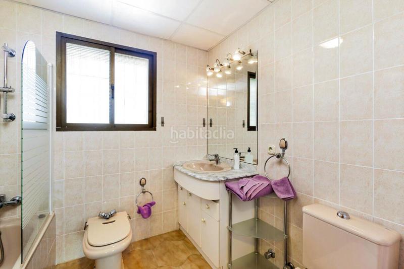 Foto ec24ecf7-b934-4136-ba91-44a401fb80ac. Casa amb calefacció aparcament piscina a Las Brisas Marbella Foto ec24ecf7-b934-4136-ba91-44a401fb80ac. Casa amb calefacció aparcament piscina a Las Brisas Marbella